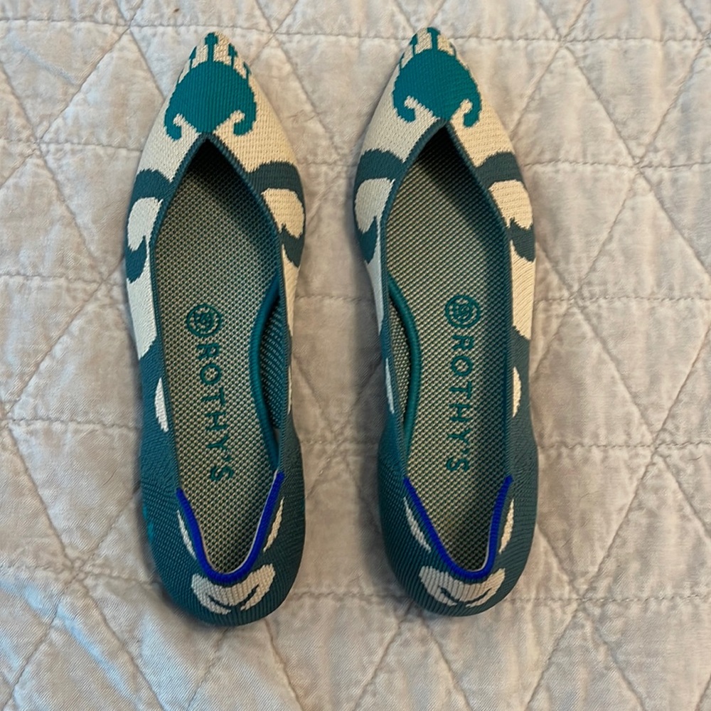 Rothy’s point toe flats 7.5 unworn